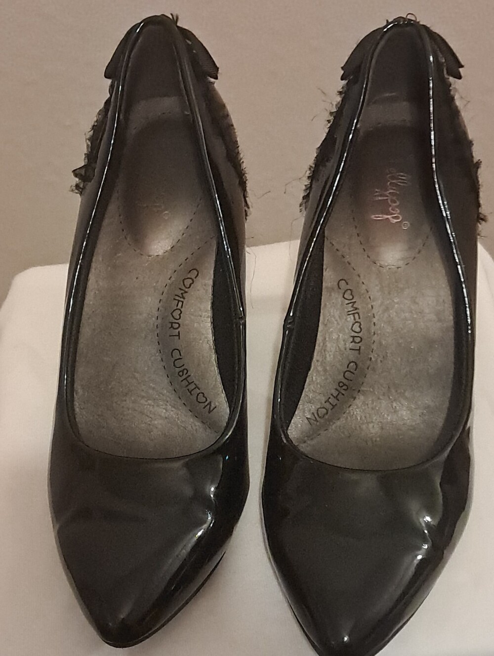 Comfort Cushion Black Patent Women's Pumps